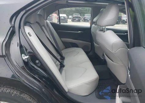 2022 Toyota Camry Xle Awd z USA, uszkodzony, nr VIN 4T1F11BK5NU063148